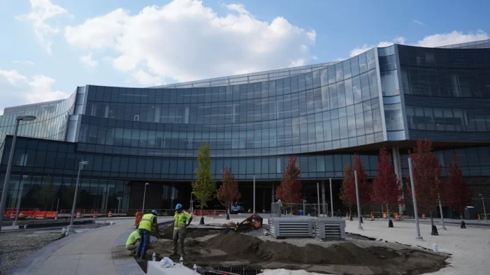 Ford to demolish iconic ‘Glass House’ HQ, move to a new campus 3 miles away