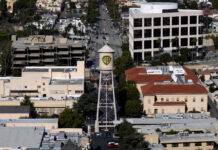 Paramount settles with US states in big step towards closing Warner Bros merger, source says