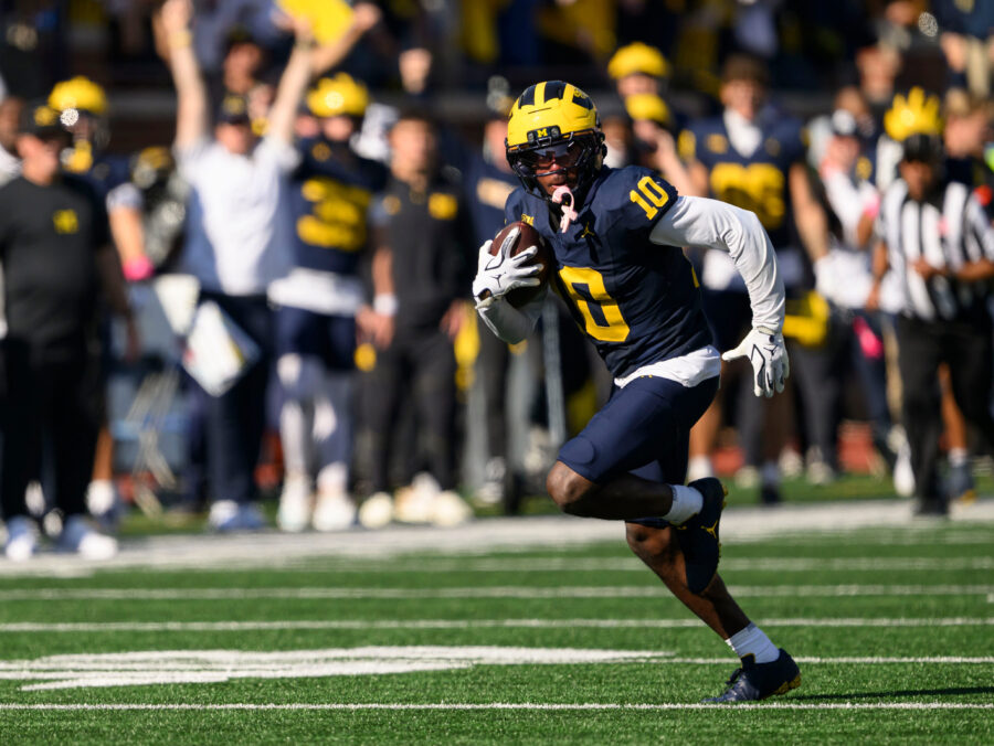 Michigan’s defense shouldering burden of inept offense